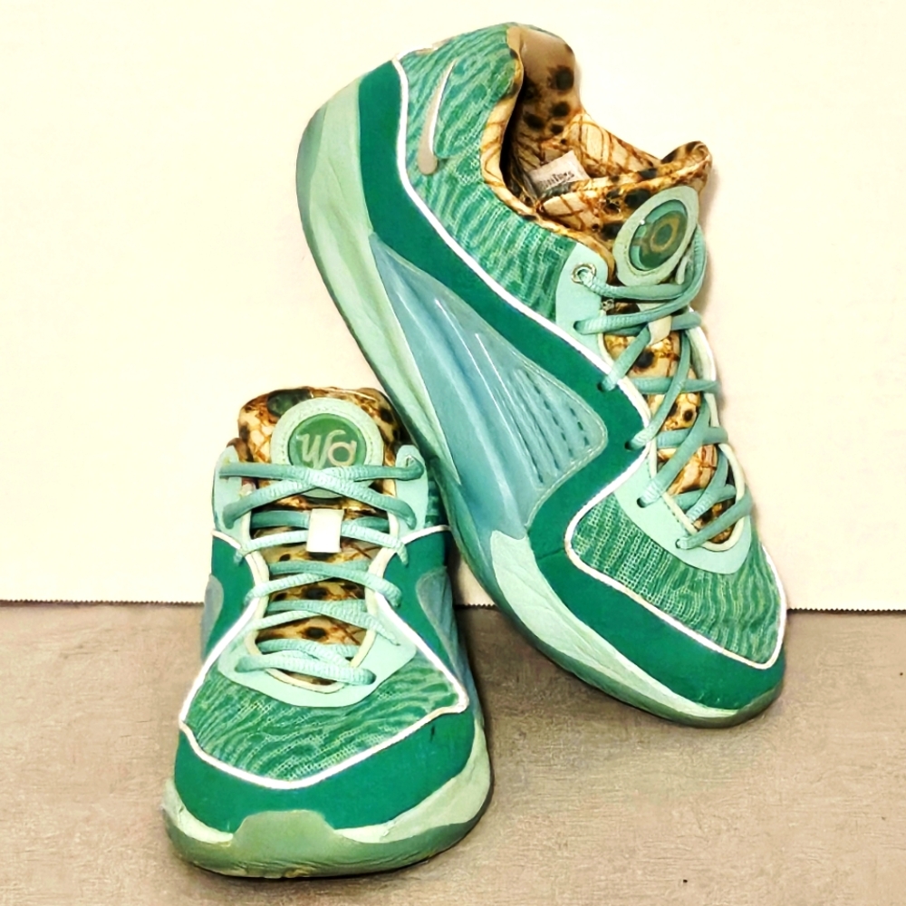 Nike KD 16 NRG Wanda Basketball Sneakers, M9, Multi Color, VG Cond.